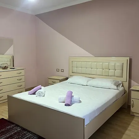Hermes Apartment *