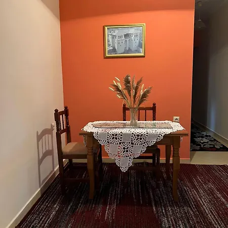 Hermes Apartment Gjirokaster