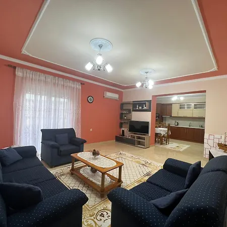 Hermes Apartment *